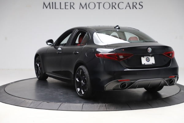 New 2020 Alfa Romeo Giulia Ti Sport Q4 for sale Sold at Bentley Greenwich in Greenwich CT 06830 5