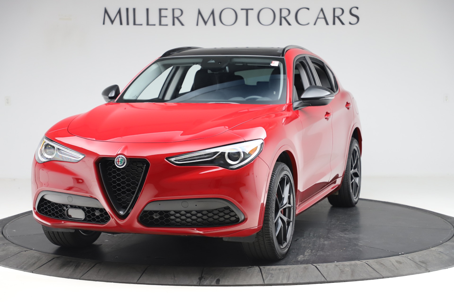 New 2020 Alfa Romeo Stelvio Sport Q4 for sale $50,495 at Bentley Greenwich in Greenwich CT 06830 1