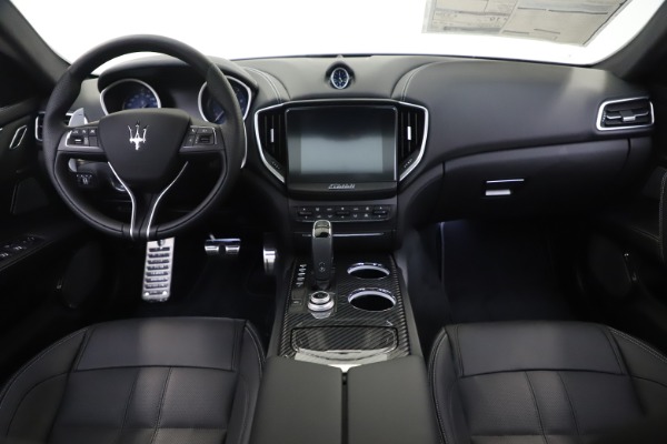 New 2019 Maserati Ghibli S Q4 GranSport for sale Sold at Bentley Greenwich in Greenwich CT 06830 16