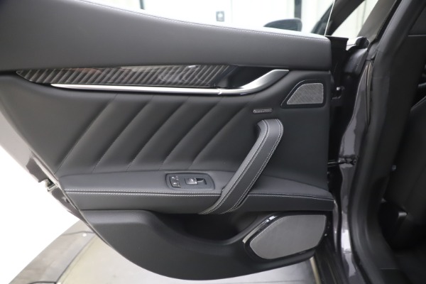 New 2019 Maserati Ghibli SQ4 GranSport for sale $100,695 at Bentley Greenwich in Greenwich CT 06830 21