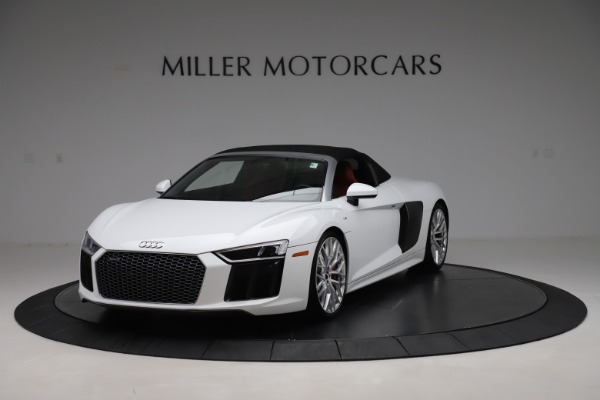 Used 2017 Audi R8 5.2 quattro V10 Spyder for sale Sold at Bentley Greenwich in Greenwich CT 06830 13