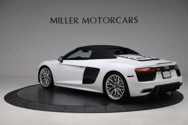 Used 2017 Audi R8 5.2 quattro V10 Spyder for sale Sold at Bentley Greenwich in Greenwich CT 06830 15