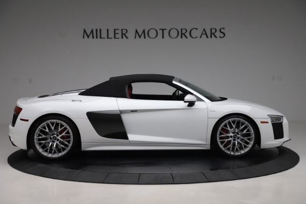 Used 2017 Audi R8 5.2 quattro V10 Spyder for sale Sold at Bentley Greenwich in Greenwich CT 06830 17