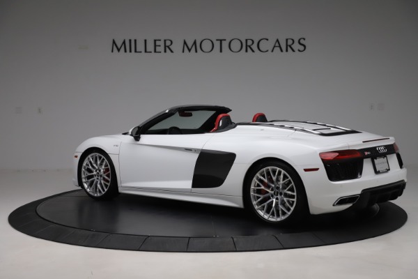 Used 2017 Audi R8 5.2 quattro V10 Spyder for sale Sold at Bentley Greenwich in Greenwich CT 06830 4