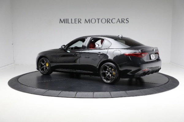 Used 2021 Alfa Romeo Giulia Veloce for sale Sold at Bentley Greenwich in Greenwich CT 06830 9