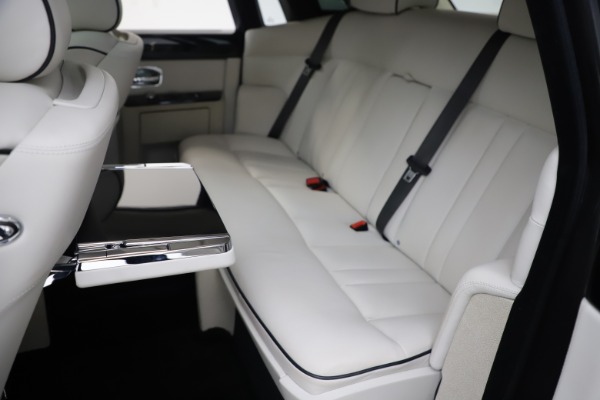 Used 2013 Rolls-Royce Phantom for sale Sold at Bentley Greenwich in Greenwich CT 06830 14