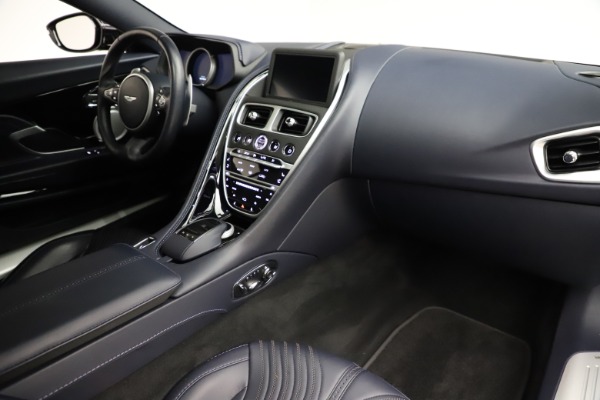 Used 2017 Aston Martin DB11 V12 for sale $129,900 at Bentley Greenwich in Greenwich CT 06830 20