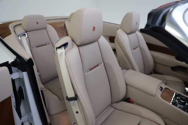 Used 2016 Rolls-Royce Dawn for sale $239,900 at Bentley Greenwich in Greenwich CT 06830 21