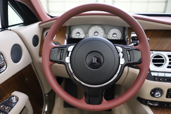 Used 2016 Rolls-Royce Dawn for sale $239,900 at Bentley Greenwich in Greenwich CT 06830 25