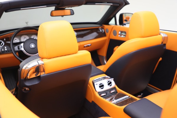 Used 2020 Rolls-Royce Dawn for sale $419,900 at Bentley Greenwich in Greenwich CT 06830 26