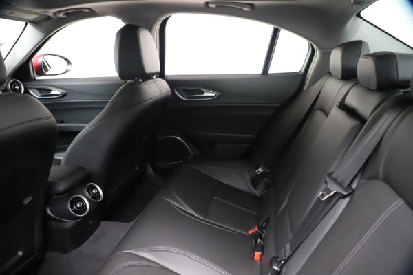 New 2020 Alfa Romeo Giulia Ti Q4 for sale $42,745 at Bentley Greenwich in Greenwich CT 06830 18