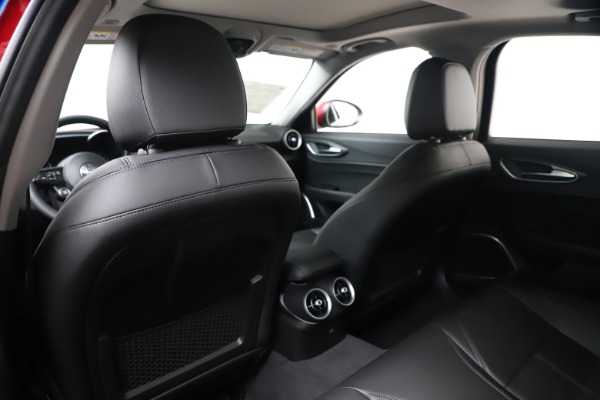 New 2020 Alfa Romeo Giulia Ti Q4 for sale $42,745 at Bentley Greenwich in Greenwich CT 06830 19
