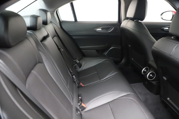 New 2020 Alfa Romeo Giulia Ti Q4 for sale $42,745 at Bentley Greenwich in Greenwich CT 06830 26