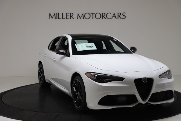 New 2020 Alfa Romeo Giulia Sport Q4 for sale Sold at Bentley Greenwich in Greenwich CT 06830 11