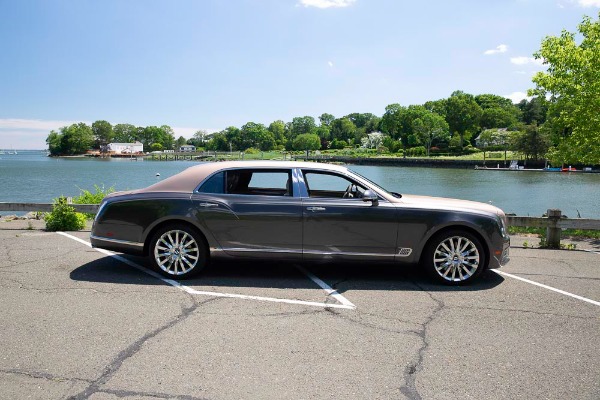 Used 2017 Bentley Mulsanne EWB for sale Sold at Bentley Greenwich in Greenwich CT 06830 9