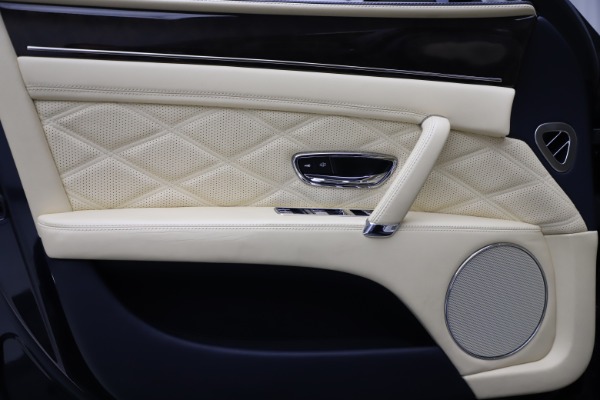 Used 2014 Bentley Flying Spur W12 for sale Sold at Bentley Greenwich in Greenwich CT 06830 16