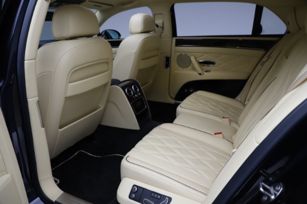 Used 2014 Bentley Flying Spur W12 for sale Sold at Bentley Greenwich in Greenwich CT 06830 21