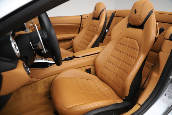Used 2017 Ferrari California T for sale Sold at Bentley Greenwich in Greenwich CT 06830 19