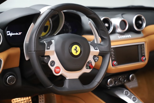 Used 2017 Ferrari California T for sale Sold at Bentley Greenwich in Greenwich CT 06830 21