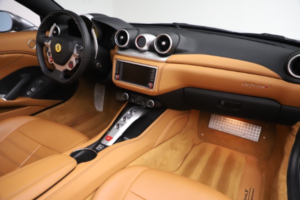 Used 2017 Ferrari California T for sale Sold at Bentley Greenwich in Greenwich CT 06830 24
