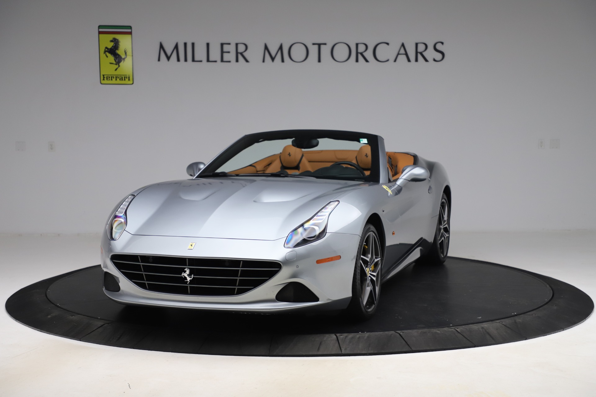 Used 2017 Ferrari California T for sale Sold at Bentley Greenwich in Greenwich CT 06830 1