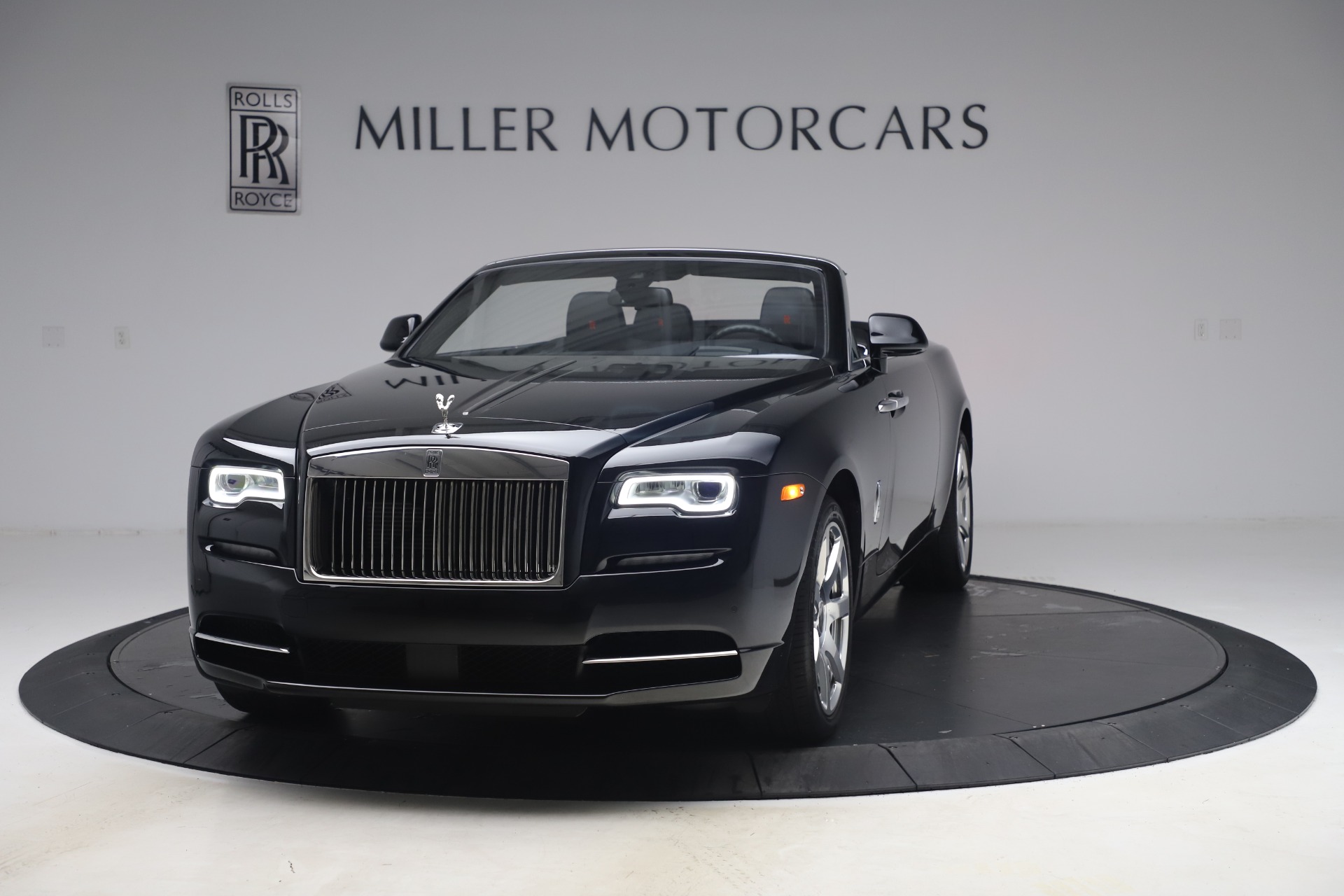 Used 2017 Rolls-Royce Dawn for sale Sold at Bentley Greenwich in Greenwich CT 06830 1