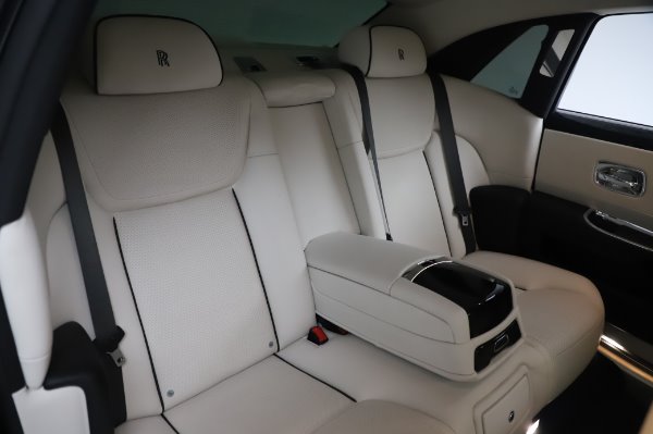 Used 2015 Rolls-Royce Ghost Base for sale Sold at Bentley Greenwich in Greenwich CT 06830 15