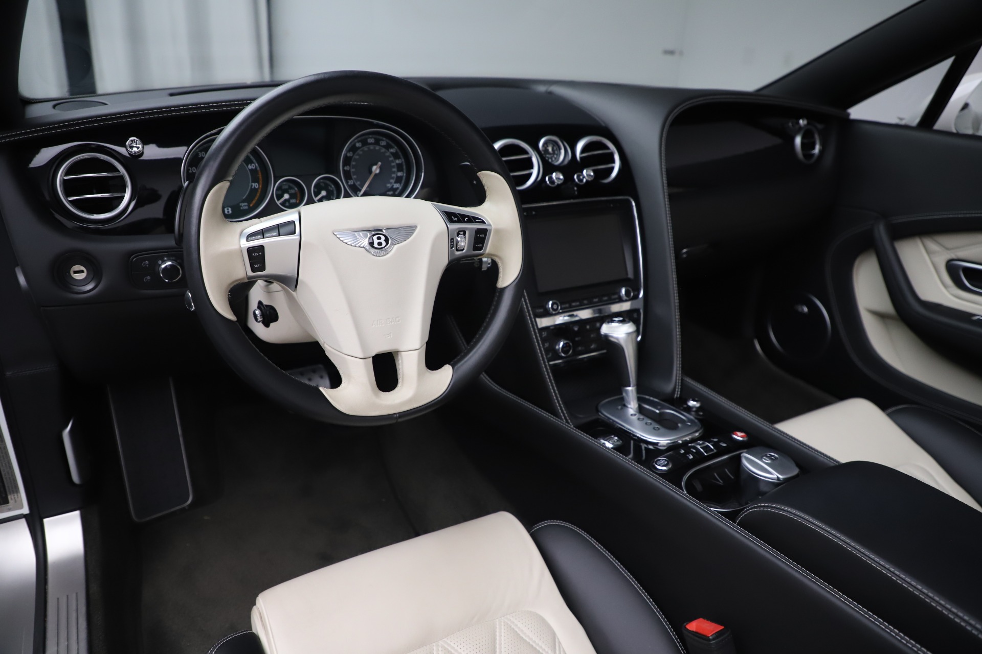 Pre Owned 14 Bentley Continental Gt V8 For Sale Special Pricing Bentley Greenwich Stock 77 Pre Owned 14 Bentley Continental Gt V8 For Sale Special Pricing Bentley Greenwich Stock 77