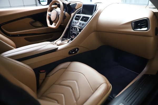 New 2020 Aston Martin DBS Superleggera Coupe for sale $338,286 at Bentley Greenwich in Greenwich CT 06830 18