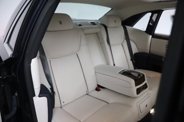 Used 2016 Rolls-Royce Ghost for sale Sold at Bentley Greenwich in Greenwich CT 06830 15