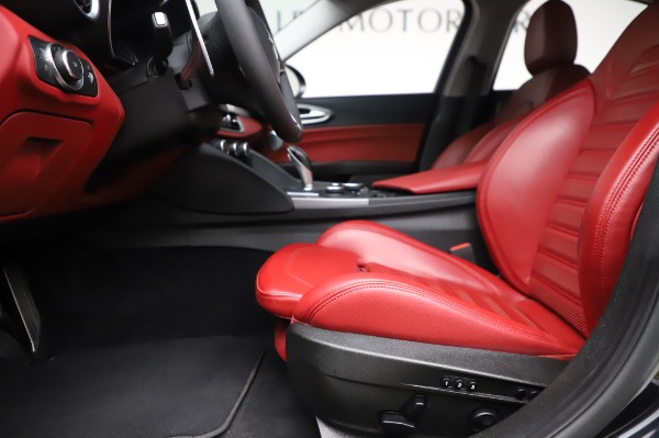 Used 2017 Alfa Romeo Giulia Ti Sport for sale Sold at Bentley Greenwich in Greenwich CT 06830 14