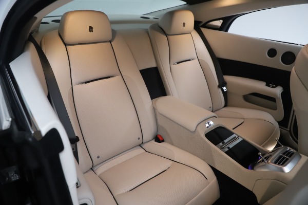 Used 2015 Rolls-Royce Wraith Base for sale $178,900 at Bentley Greenwich in Greenwich CT 06830 15