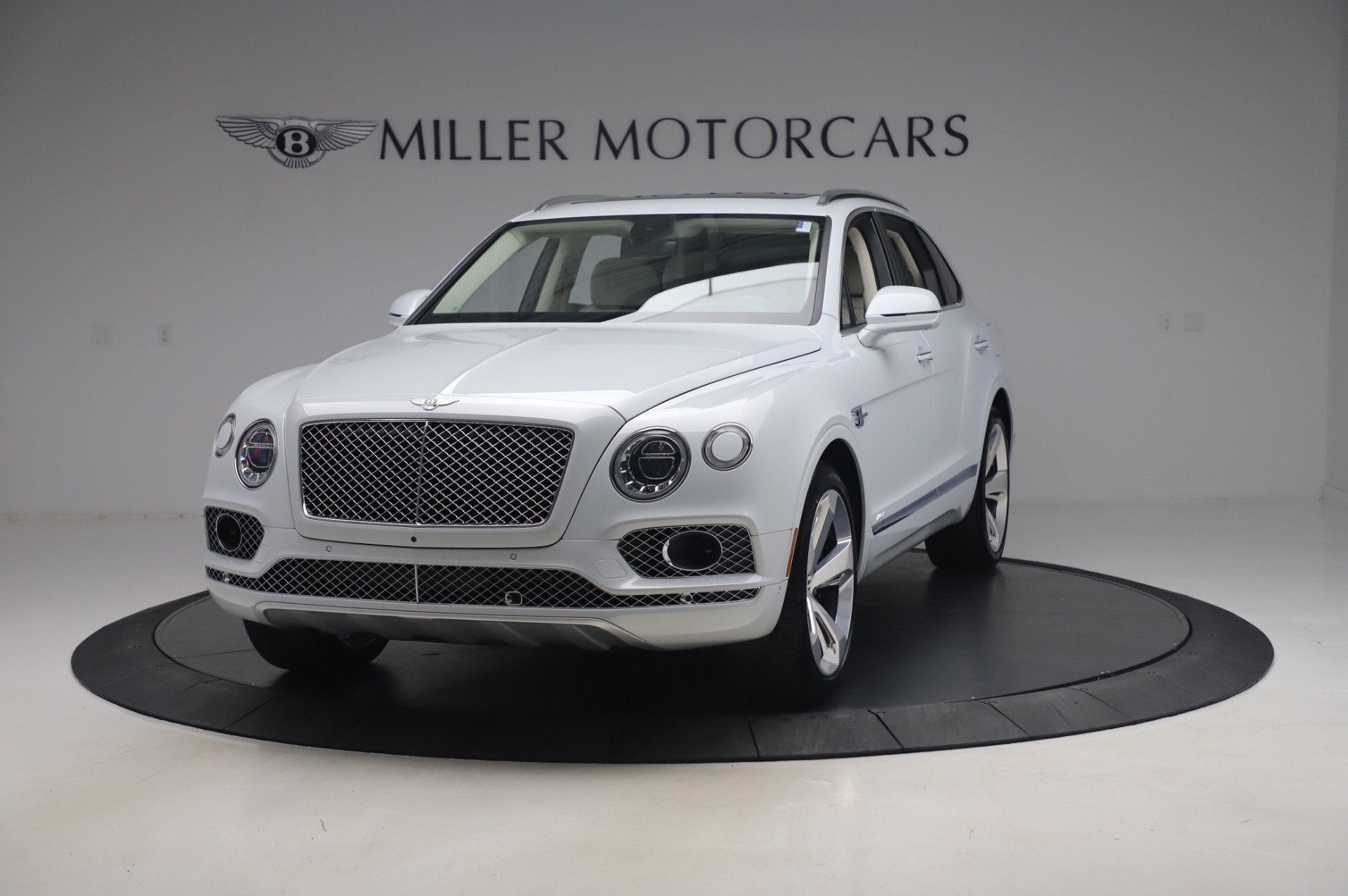 New 2020 Bentley Bentayga Hybrid for sale Sold at Bentley Greenwich in Greenwich CT 06830 1