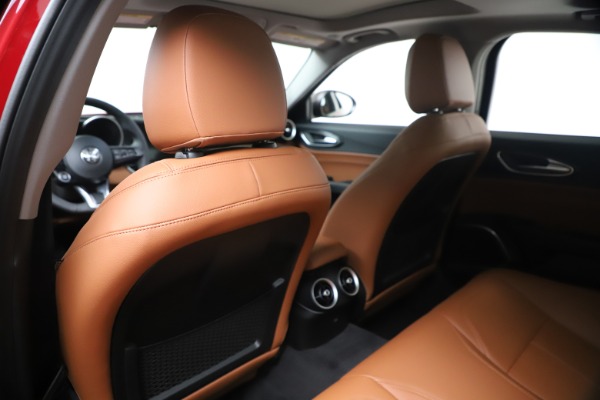 New 2020 Alfa Romeo Giulia Q4 for sale $47,245 at Bentley Greenwich in Greenwich CT 06830 20