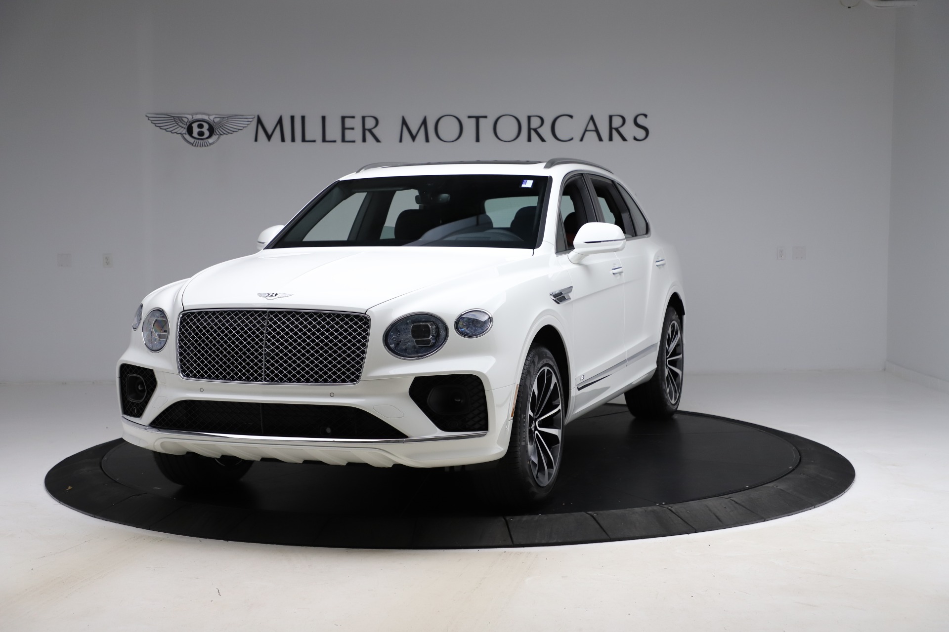 New 2021 Bentley Bentayga V8 for sale Sold at Bentley Greenwich in Greenwich CT 06830 1