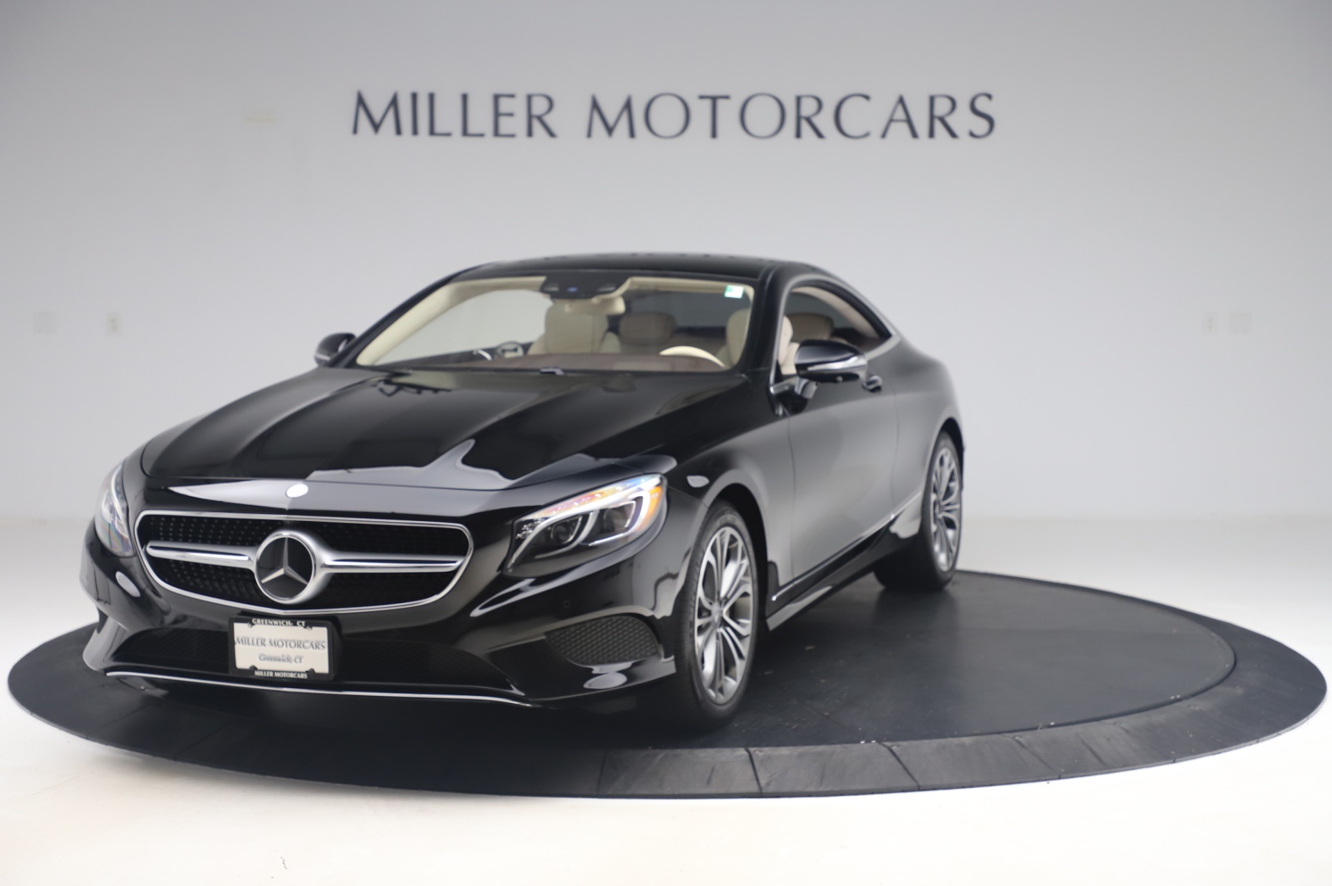 Used 2015 Mercedes-Benz S-Class S 550 4MATIC for sale Sold at Bentley Greenwich in Greenwich CT 06830 1