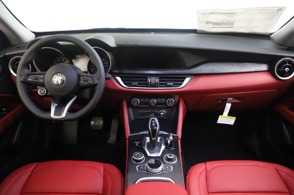 New 2020 Alfa Romeo Stelvio Q4 for sale Sold at Bentley Greenwich in Greenwich CT 06830 17