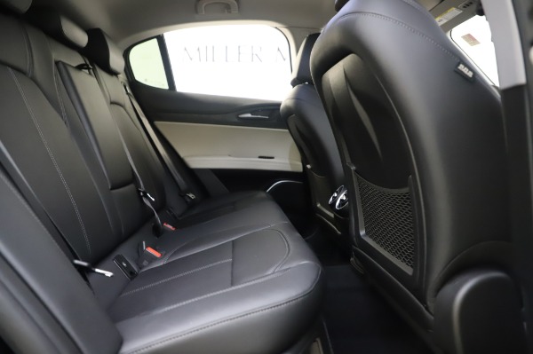 New 2020 Alfa Romeo Stelvio Q4 for sale Sold at Bentley Greenwich in Greenwich CT 06830 27