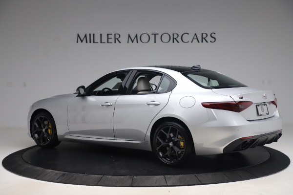 New 2020 Alfa Romeo Giulia Sport Q4 for sale Sold at Bentley Greenwich in Greenwich CT 06830 4