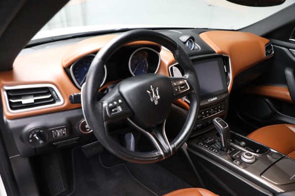 Used 2020 Maserati Ghibli S Q4 for sale $41,900 at Bentley Greenwich in Greenwich CT 06830 24