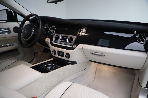 Used 2014 Rolls-Royce Wraith for sale Sold at Bentley Greenwich in Greenwich CT 06830 21