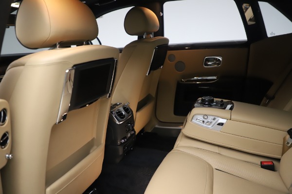 Used 2016 Rolls-Royce Ghost for sale Sold at Bentley Greenwich in Greenwich CT 06830 22