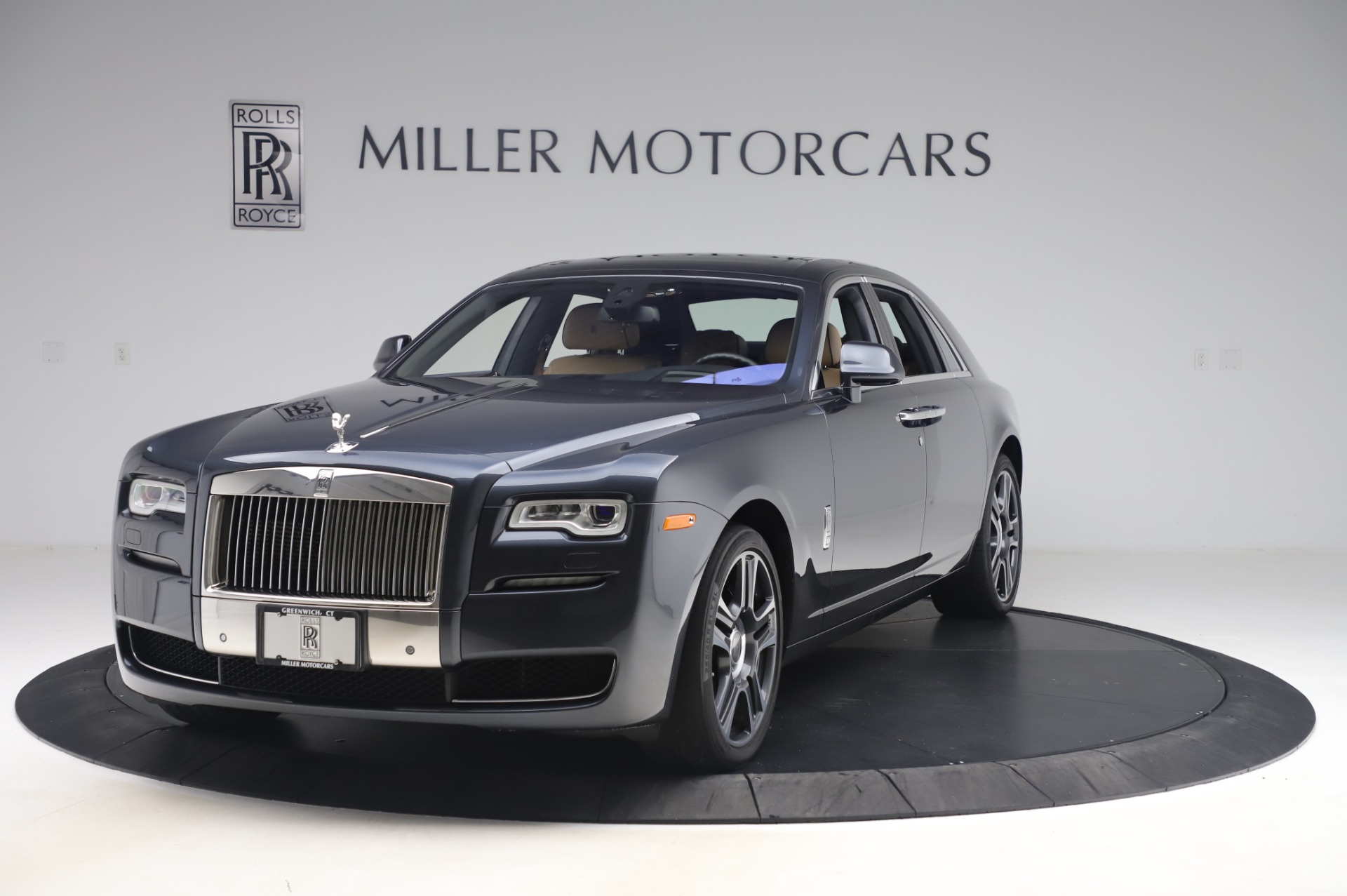 Used 2016 Rolls-Royce Ghost for sale Sold at Bentley Greenwich in Greenwich CT 06830 1