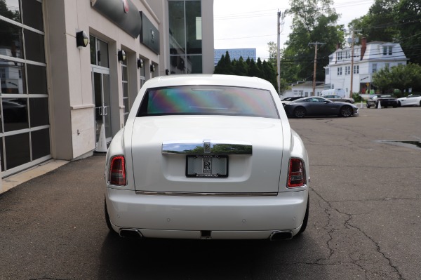 Used 2014 Rolls-Royce Phantom for sale $186,900 at Bentley Greenwich in Greenwich CT 06830 8