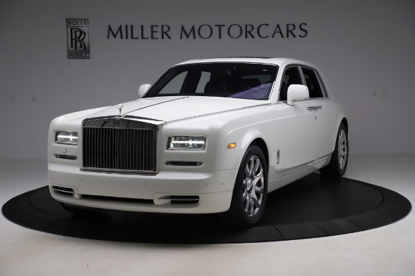 Used 2014 Rolls-Royce Phantom for sale $186,900 at Bentley Greenwich in Greenwich CT 06830 1