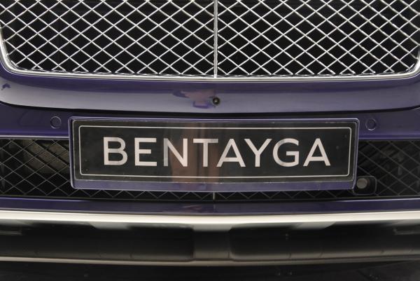 New 2017 Bentley Bentayga for sale Sold at Bentley Greenwich in Greenwich CT 06830 18