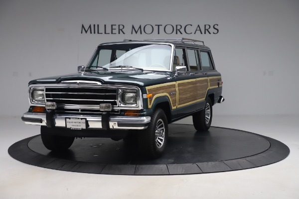 Used 1991 Jeep Grand Wagoneer for sale Sold at Bentley Greenwich in Greenwich CT 06830 1