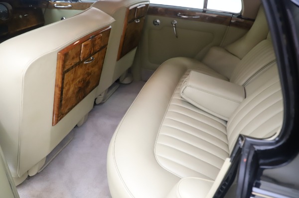 Used 1965 Rolls-Royce Silver Cloud III for sale Sold at Bentley Greenwich in Greenwich CT 06830 19