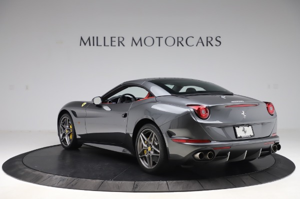 Used 2015 Ferrari California T for sale Sold at Bentley Greenwich in Greenwich CT 06830 17