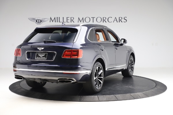 Used 2018 Bentley Bentayga W12 Signature Edition for sale Sold at Bentley Greenwich in Greenwich CT 06830 7